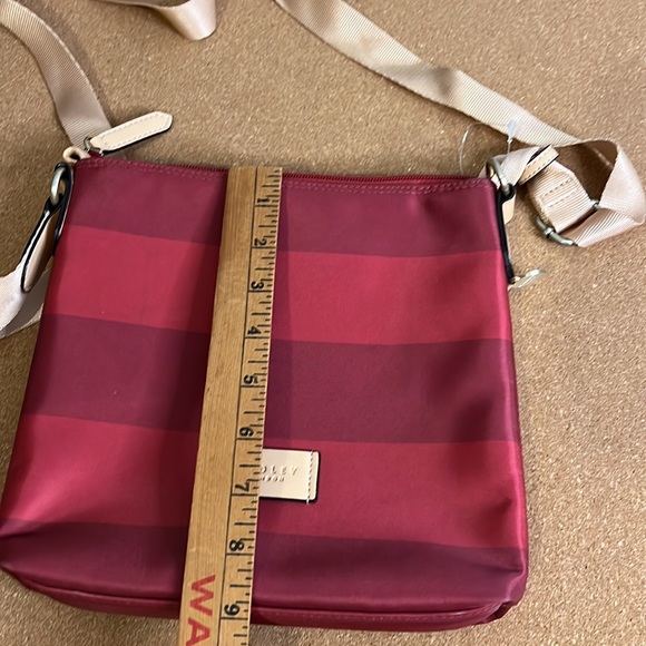 RADLEY LONDON ZIP-TOP CROSSBODY BAG - Picture 3 of 11